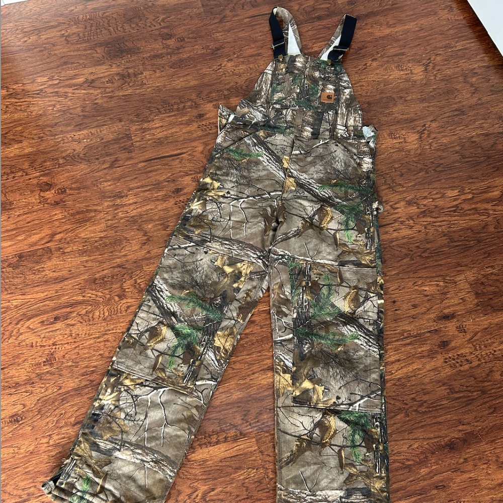 Men's Carhartt RealTree Overalls, size 32x34
